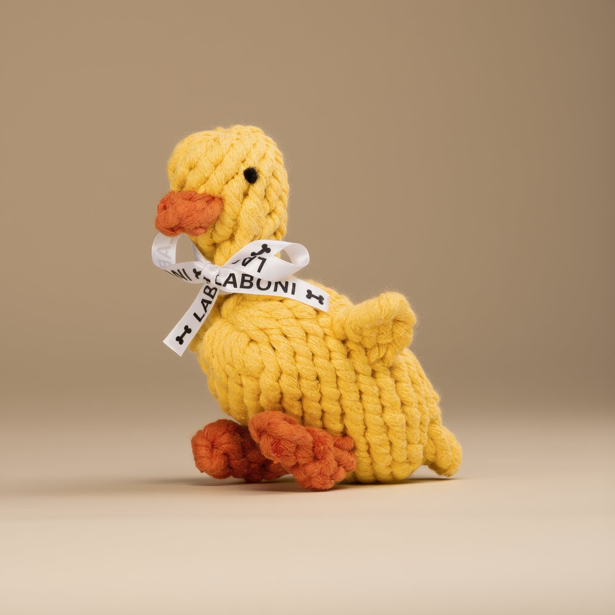 10700 - Emma ankkan muotoinen lelu - Muotitassu