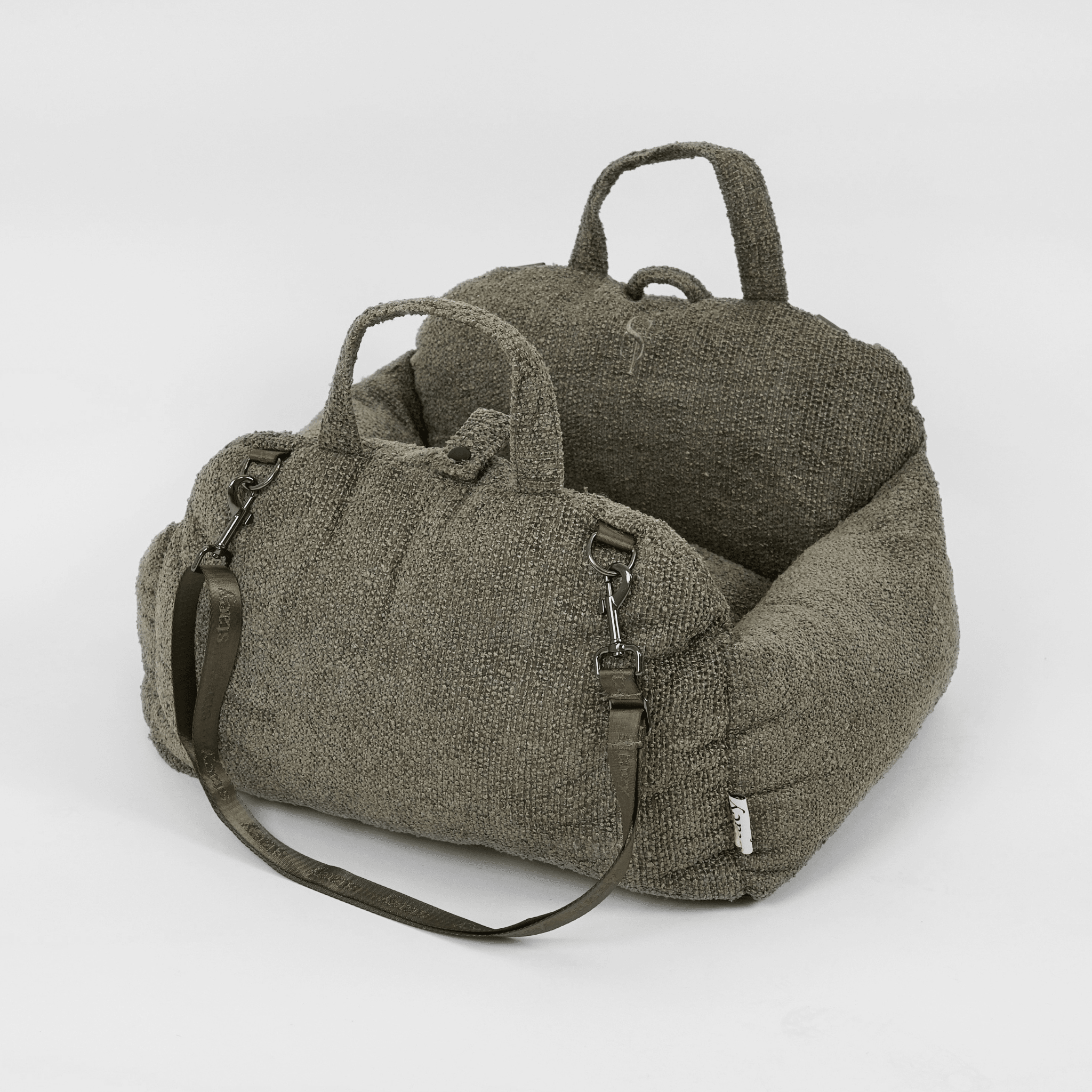 Tova 2-in-1-Autositz für Hunde - Chestnut Bouclé